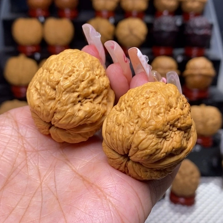 文玩核桃把件帝王蟾41号