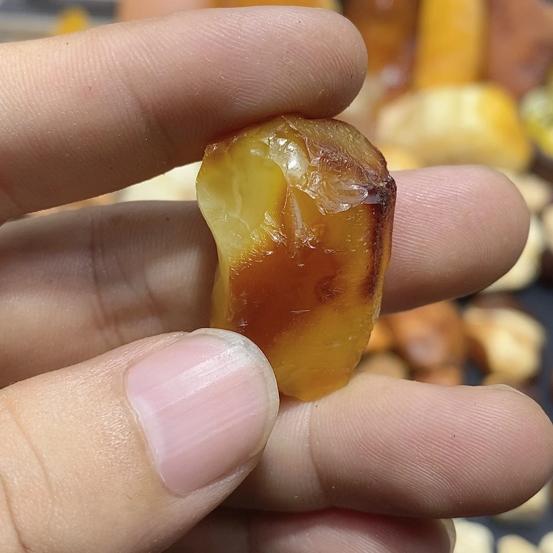 优***乐定制琥珀蜜蜡原石定制