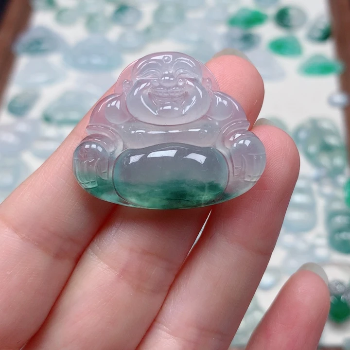 翡翠未镶嵌颈饰冰种飘花大佛公