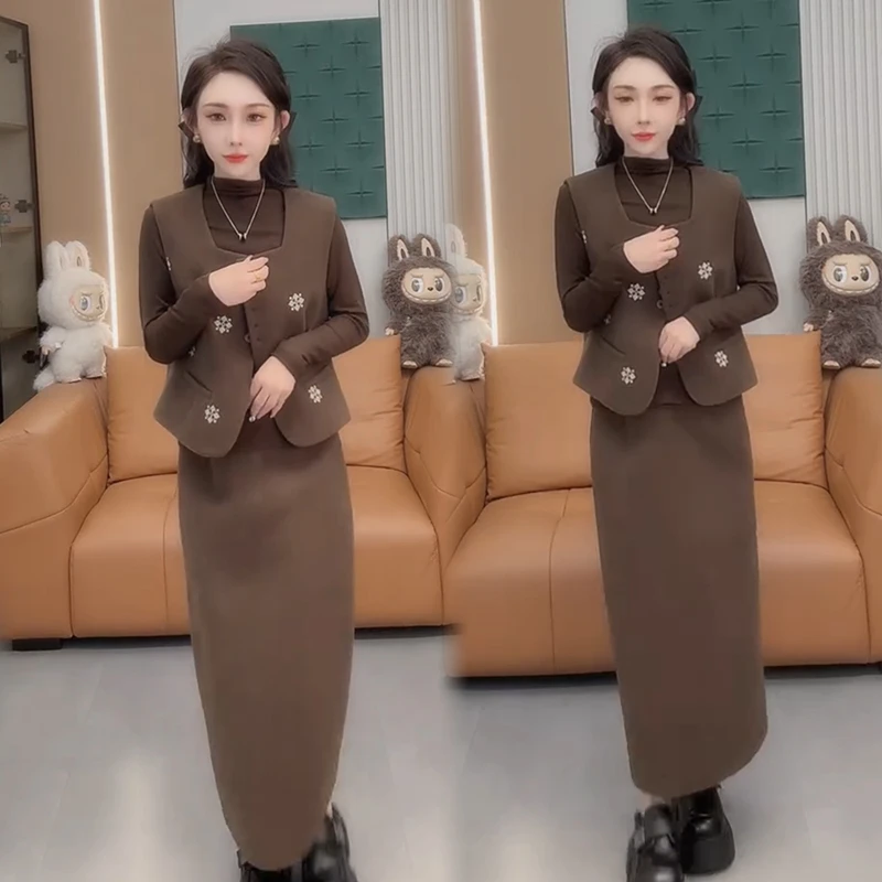 2025秋季新款时尚显瘦气质网红高档套装女高级宽松大码裙子三件套