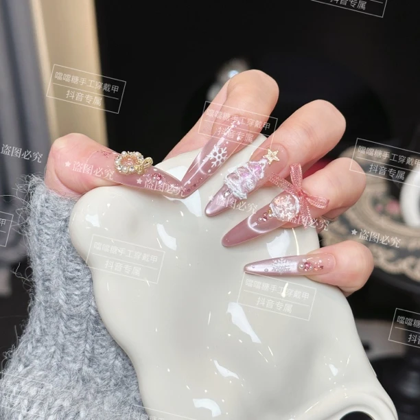 【圣诞水晶球】纯手工美甲穿戴甲显白猫眼法式裸裸色粉色温柔美甲