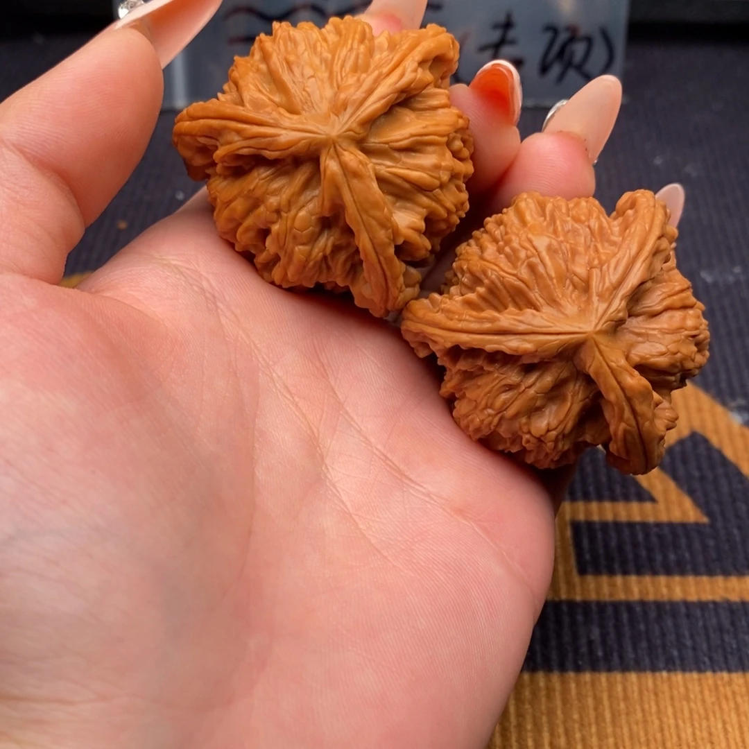 唯***寒吊坠文玩核桃白狮子
