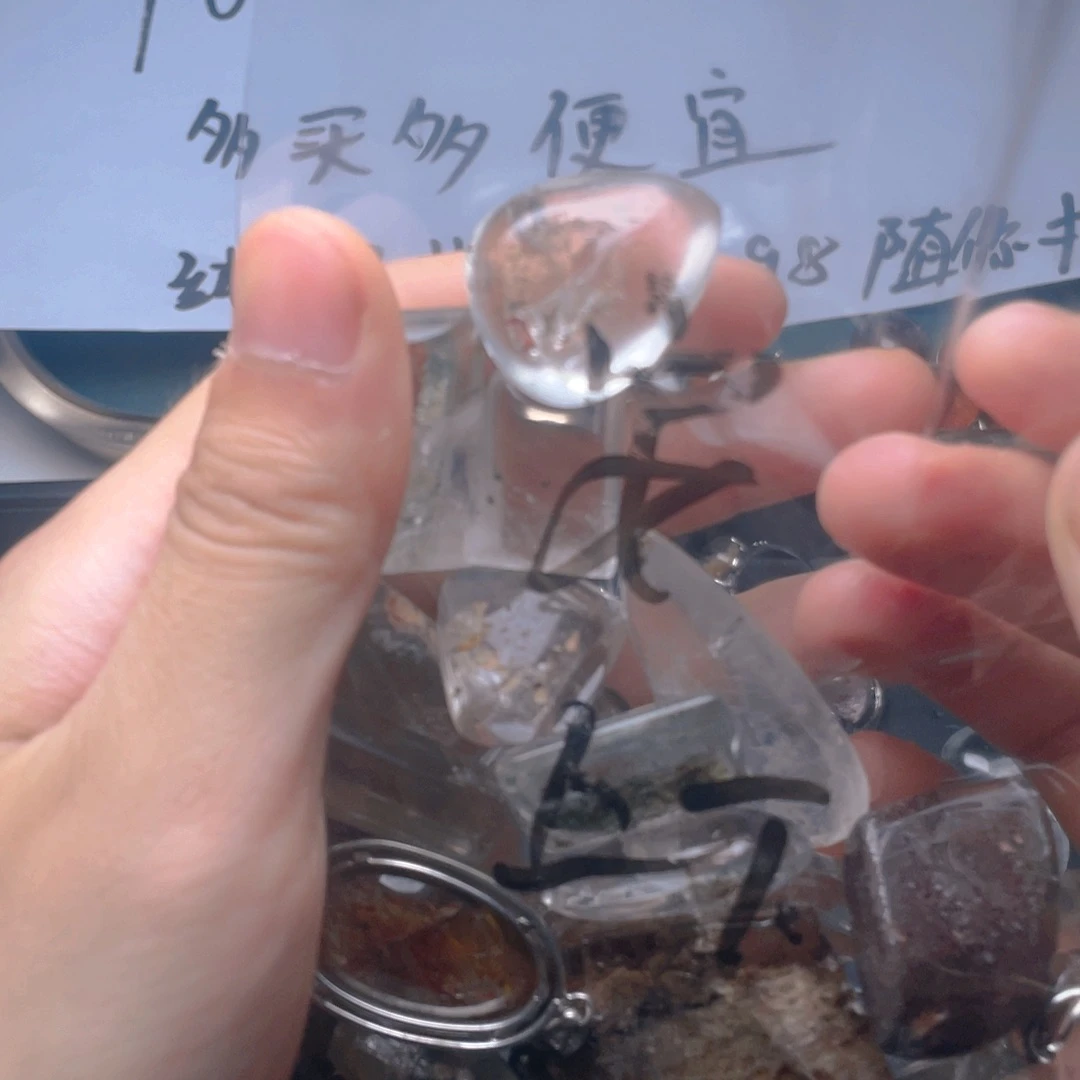 未镶嵌颈饰水晶水晶