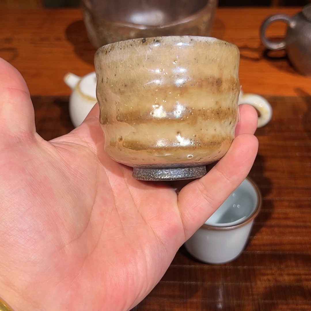 【闪购商品】M****子张允澄志野手握杯