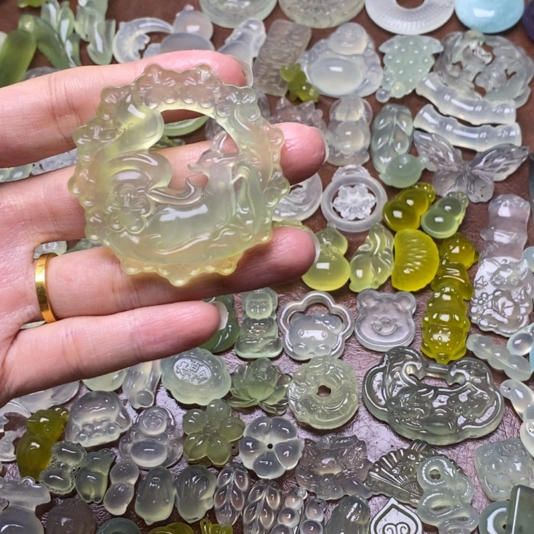蛇纹石玉合金项链