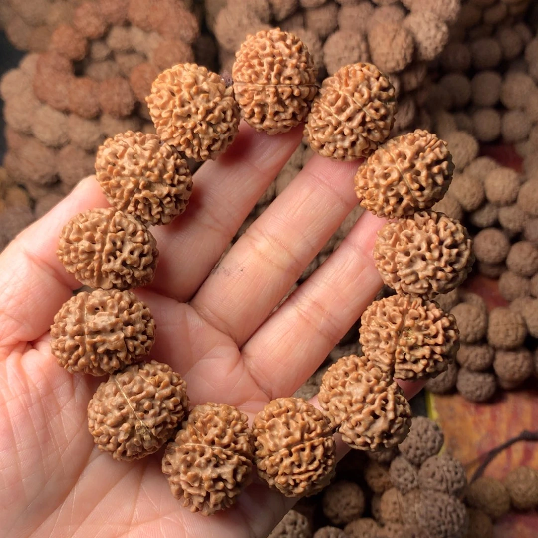 手串金刚菩提8瓣卡24 编号46