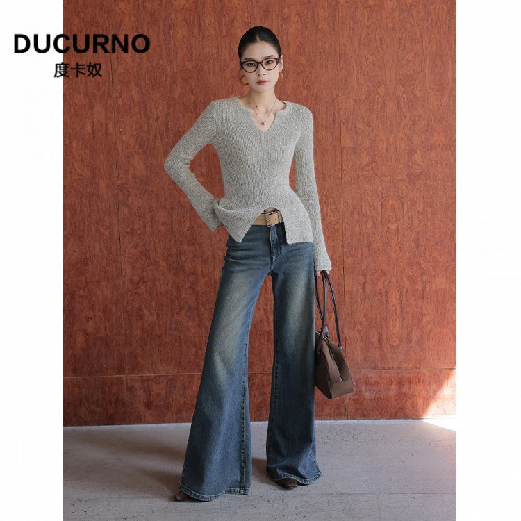 韩系燕麦色V领长袖针织衫女2025秋季新款修身显瘦百搭打底衫上衣