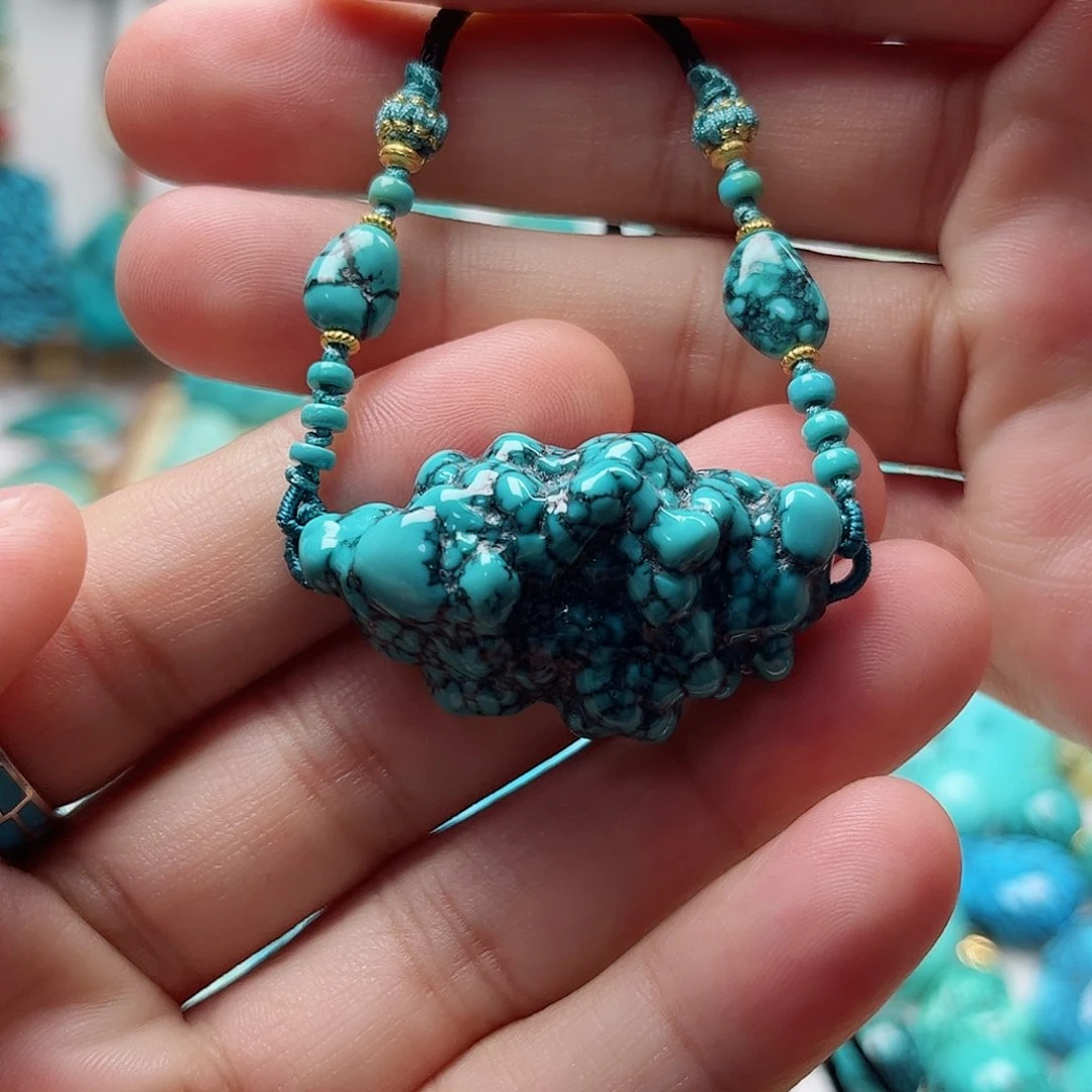 未镶嵌绿松石珠宝奇石