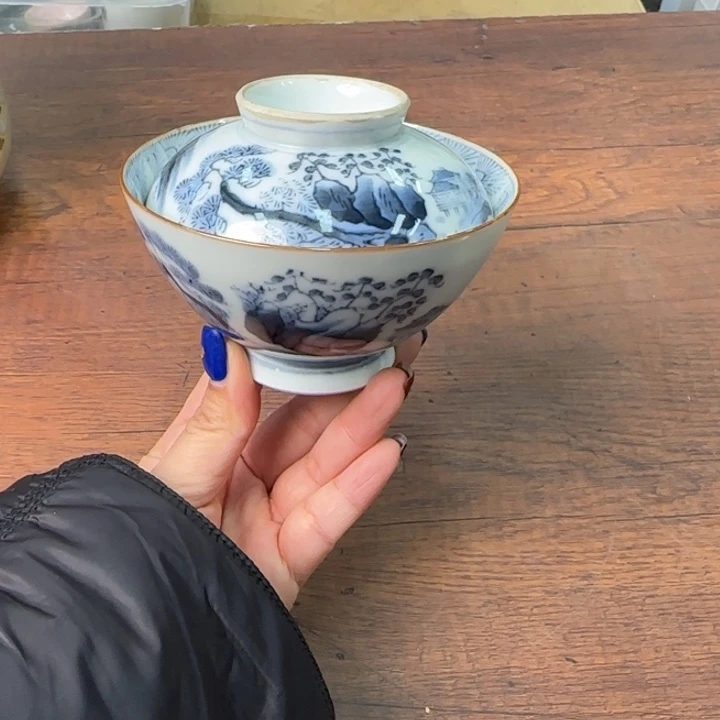 一个陶瓷物件哈哈哈哈