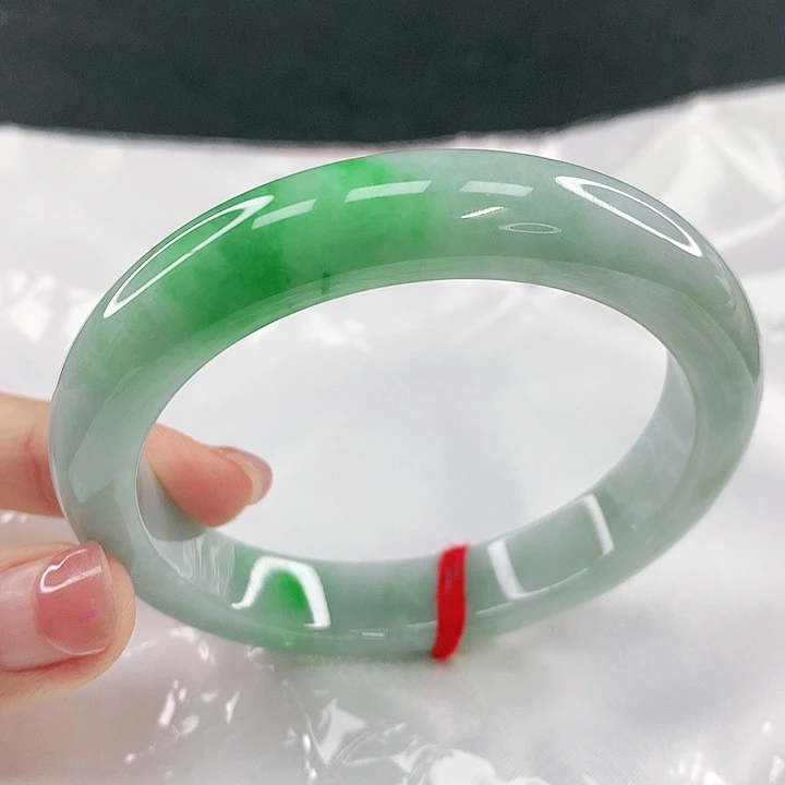 翡翠未镶嵌手镯圈56，50126