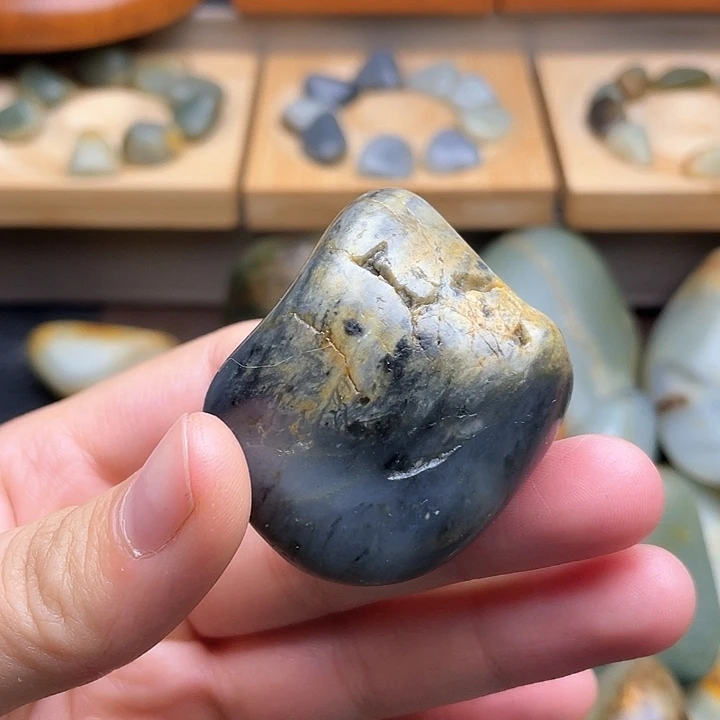 颈饰未镶嵌和田玉11