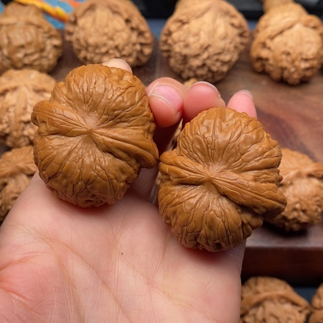 文玩核桃把件42平谷元宝，精品精配