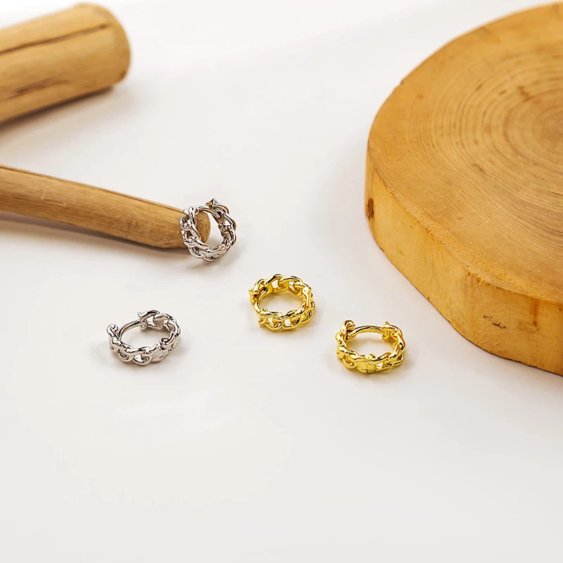 纯铜陶瓷耳饰 小清新锁链耳扣小巧短款镂空链条式耳钉时气质时尚