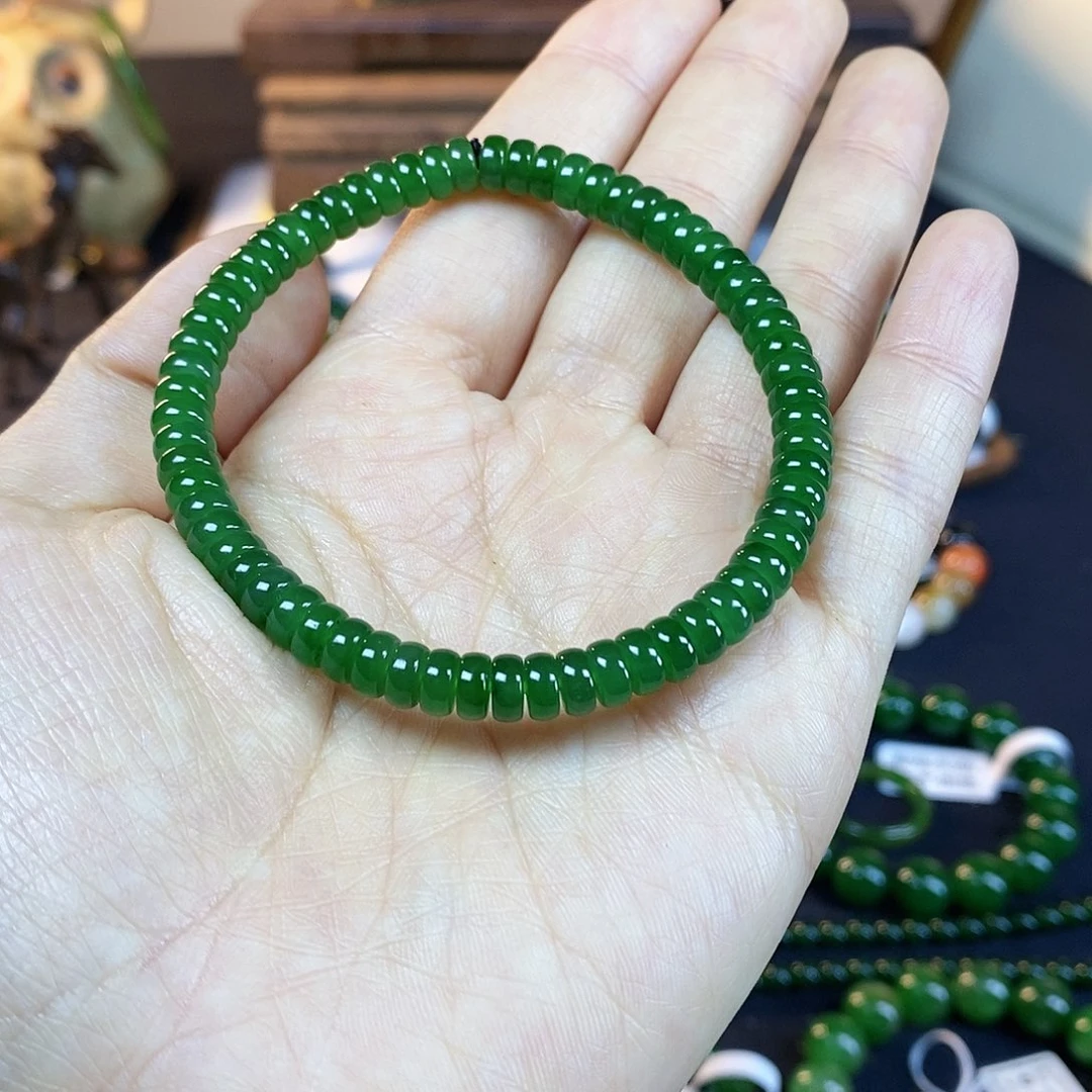 颈饰未镶嵌和田玉且****