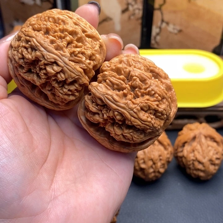 文玩核桃把件526粗筋47