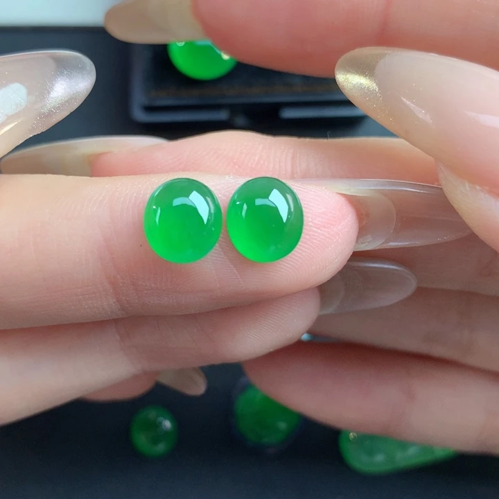 翡翠裸石8.0-7.3-3.22