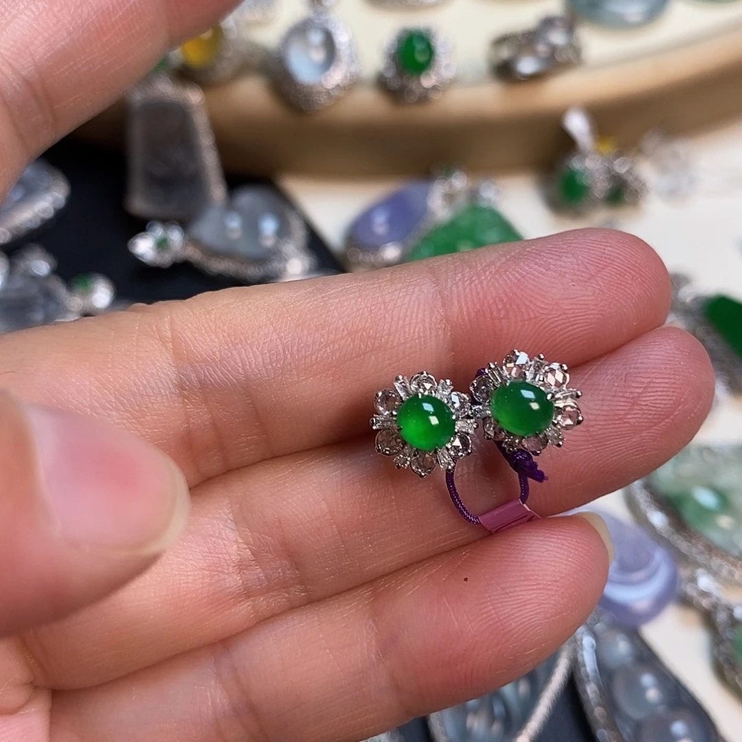 翡翠18K金镶嵌吊坠(不含链)蛋面耳饰