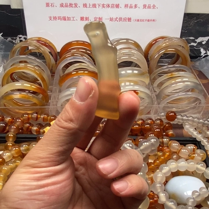 玛瑙/玉髓手串未镶嵌
