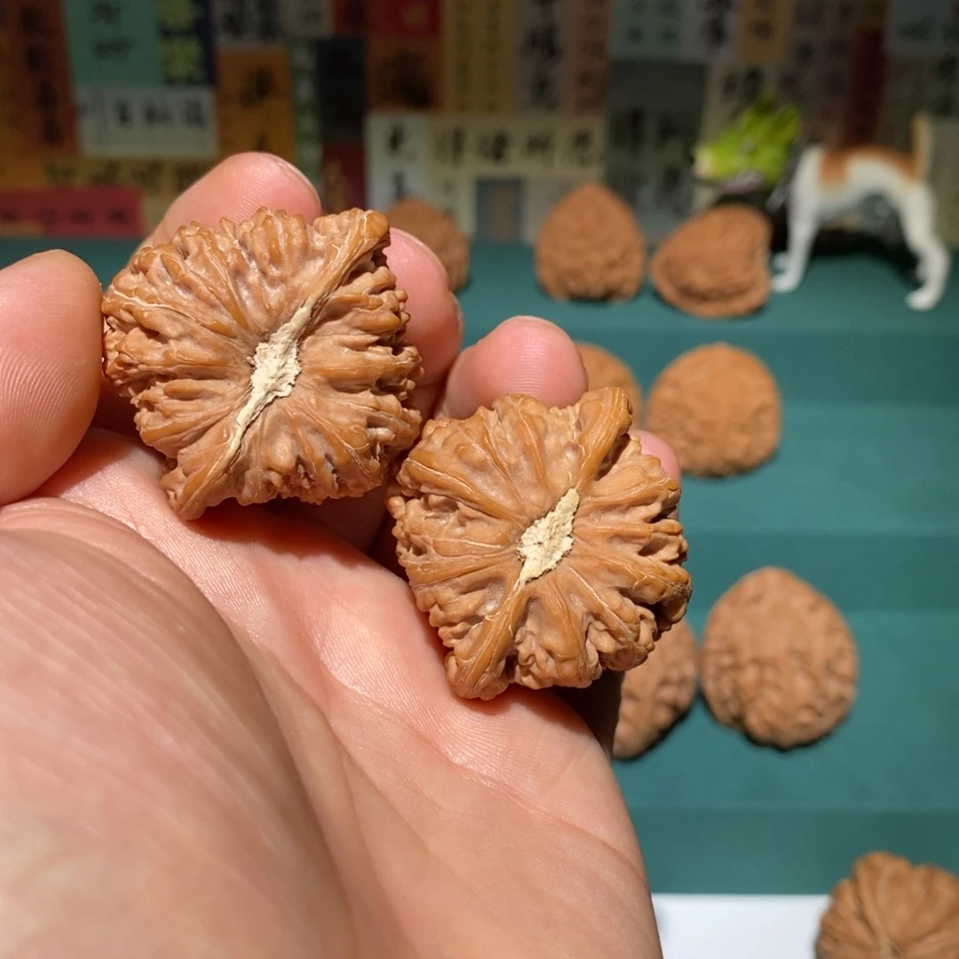 N***i把件文玩核桃蜜纹