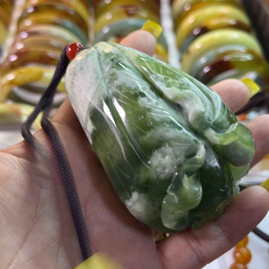 蛇纹石玉未镶嵌手把件