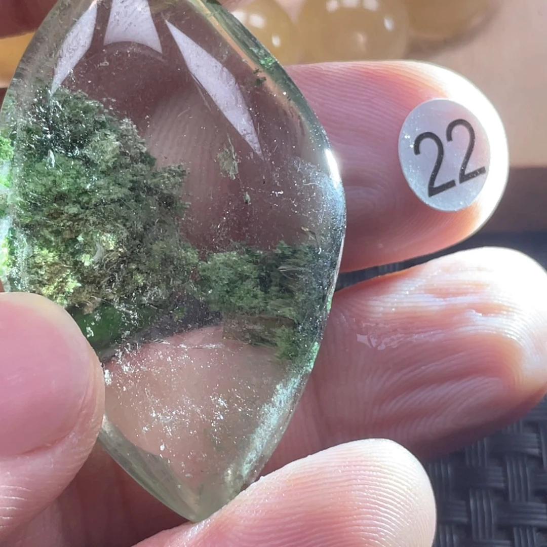 【闪购商品】未镶嵌颈饰水晶M****y