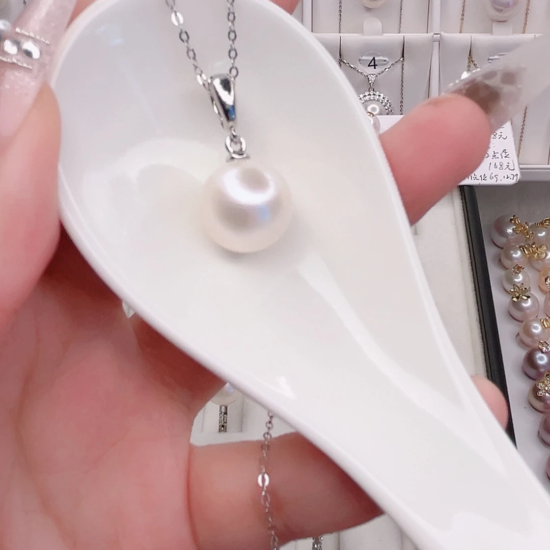 淡水珍珠未镶嵌吊坠(赠链)