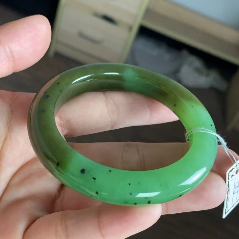 【闪购商品】未镶嵌手镯和田玉（碧玉）