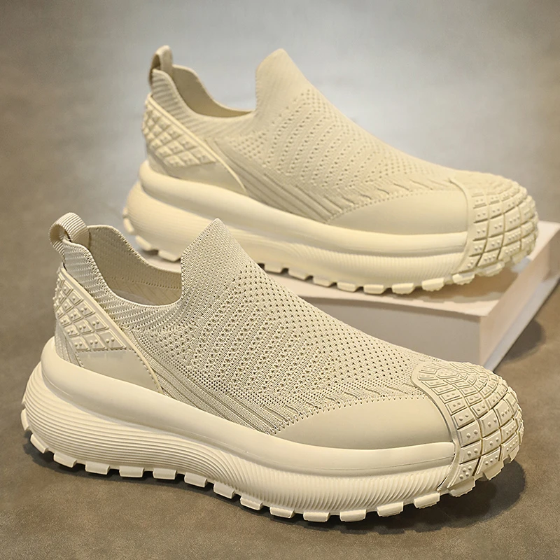 男士飞织网鞋秋季新款透气薄款厚底增高百搭软底休闲运动网面潮鞋