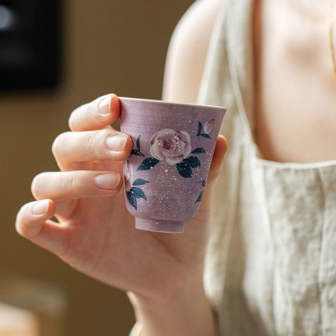 亘古粉引玫瑰闻香杯陶瓷茶杯茶具品茗杯泡茶喝茶手绘堆料紫烟水杯
