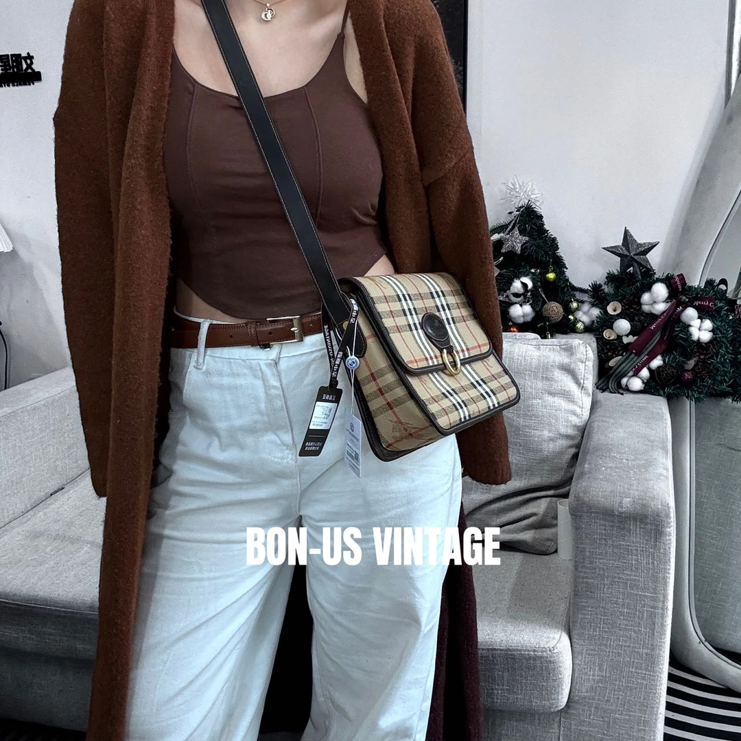 95新 BURBERRY/博柏利 617967/博柏利英伦格马鞍包