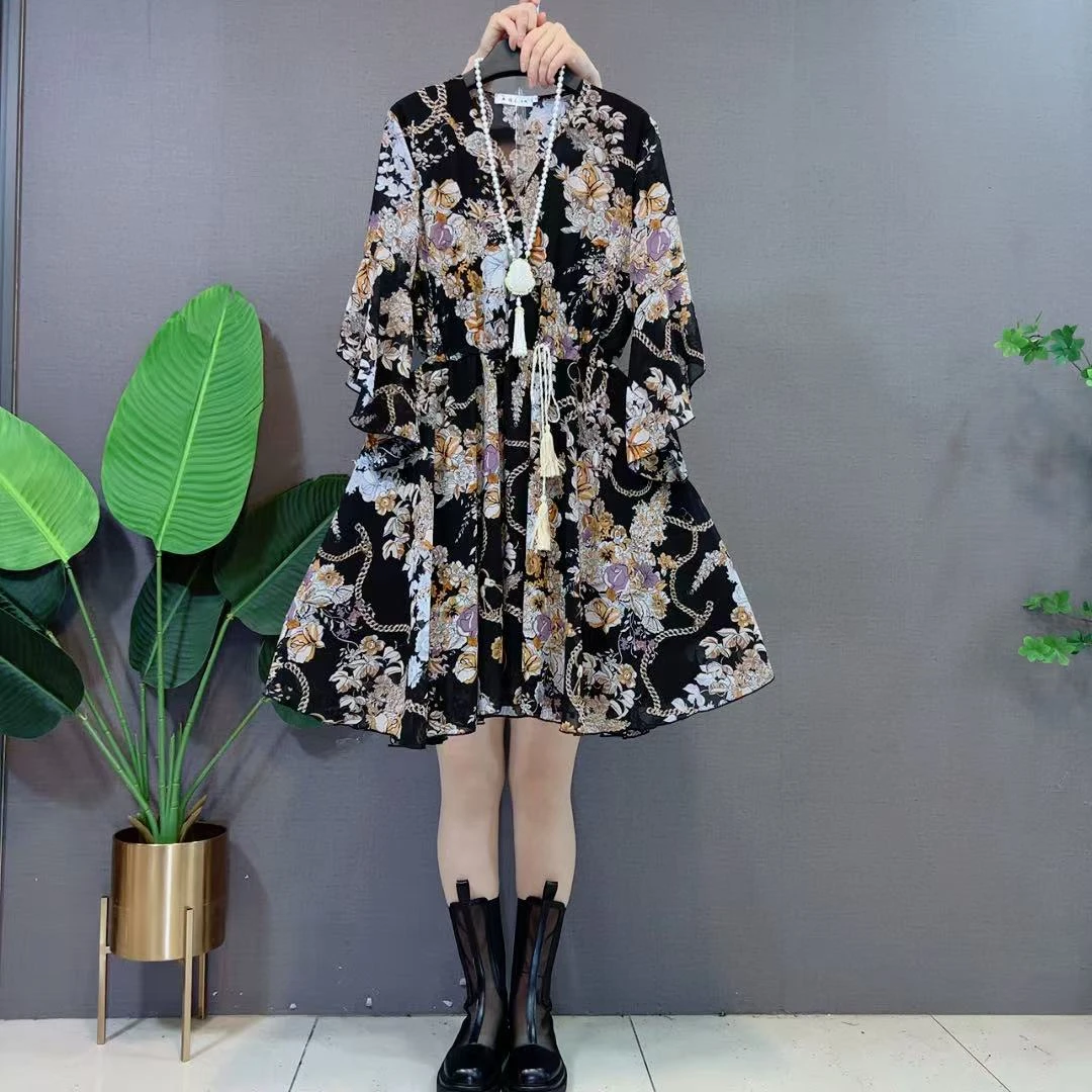 欧货连衣裙夏季新款胖妹妹洋气遮肚碎花链条微透打底裙连衣裙