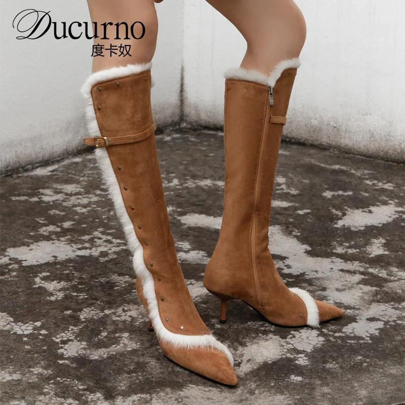 DUCURNO小众设计洋气显瘦长靴女侧拉链毛毛靴铆钉尖头细跟高跟靴