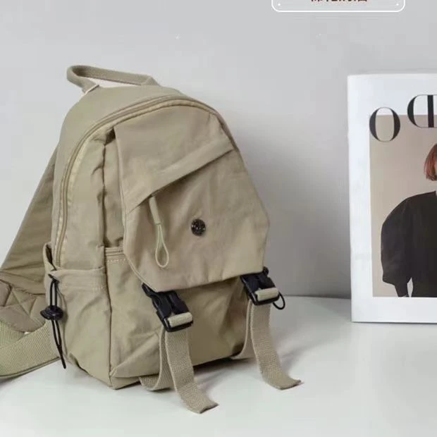 斜挎包纯色户外单根耐刮方形潮流初中拉链简约学院风大学生