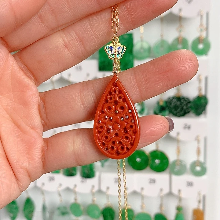 翡翠颈饰未镶嵌翡翠