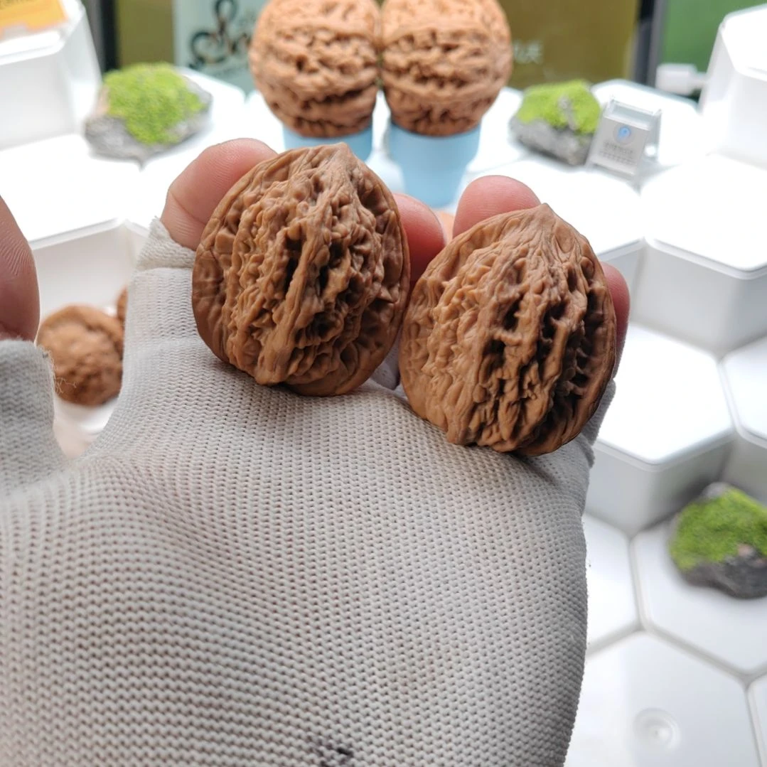 文玩核桃把件8号全品原生态三角庄虎头36+尺