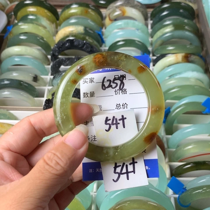 未镶嵌蛇纹石玉手镯6258