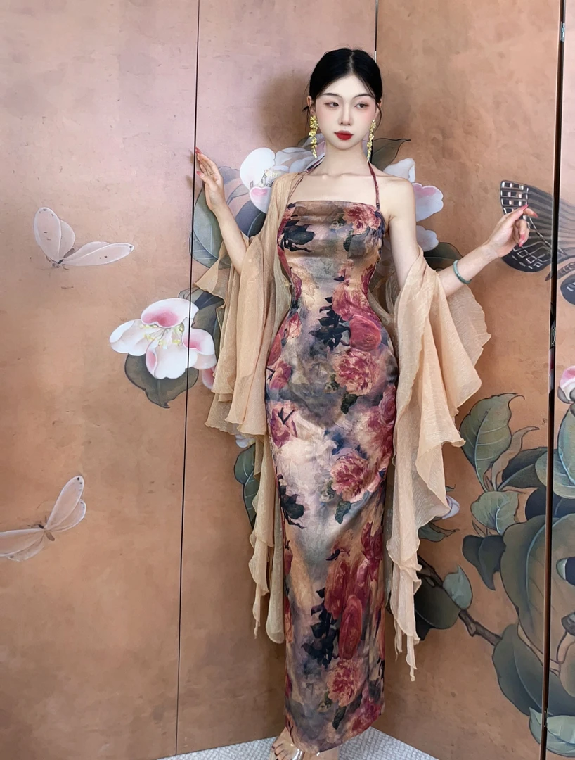 秋辞香~玫瑰情 吊带翻领设计缎面高级新中式改良旗袍连衣裙