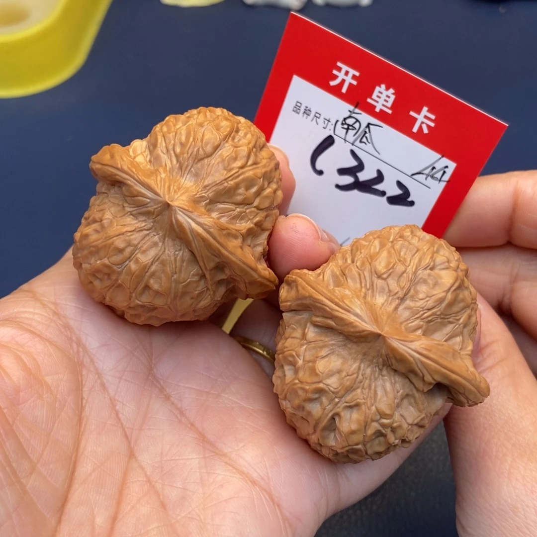 文玩核桃吊坠文玩核桃