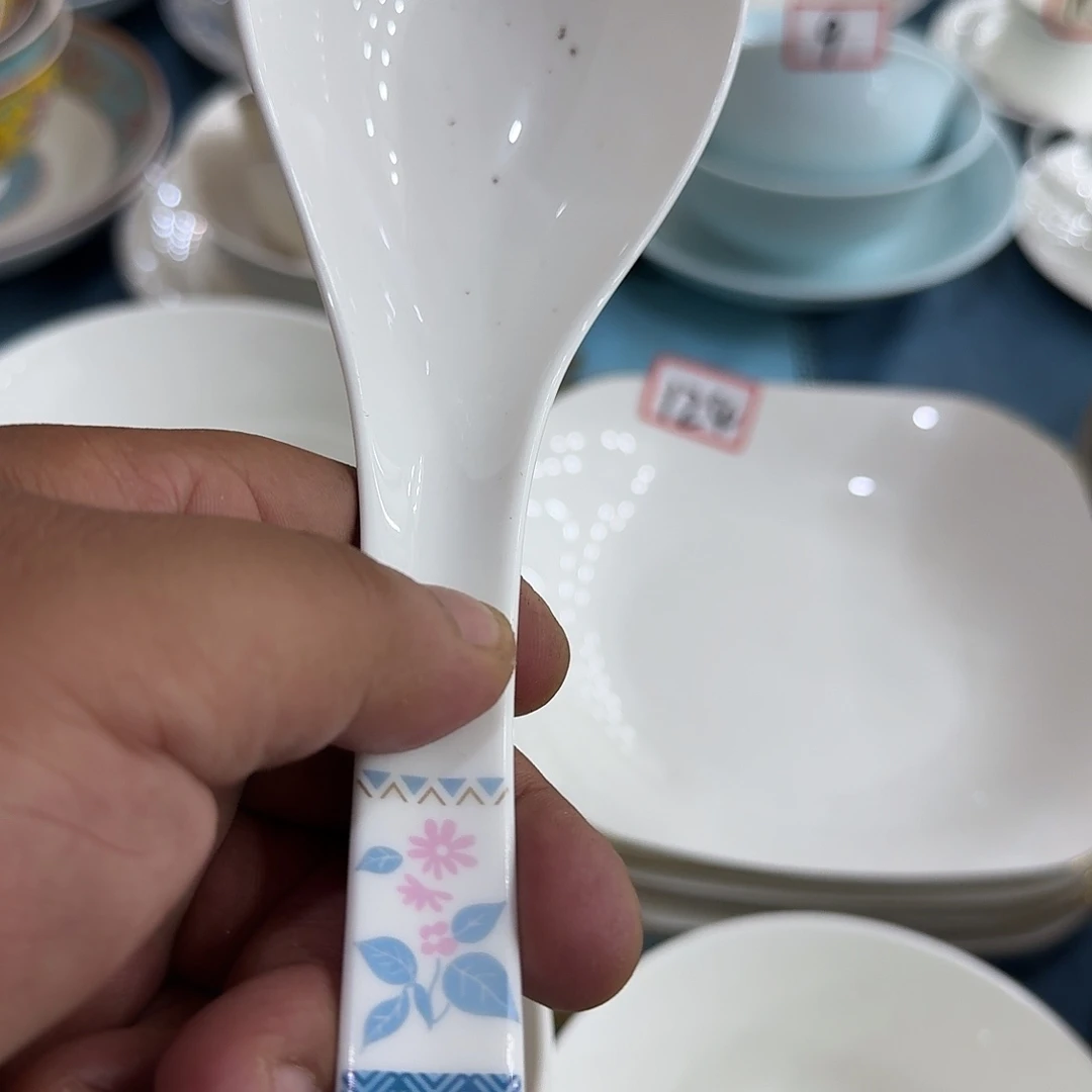 塑料景德镇骨瓷大勺一个