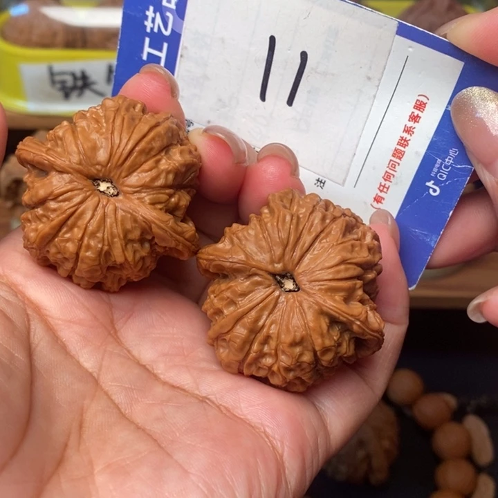 吊坠文玩核桃41血麒麟