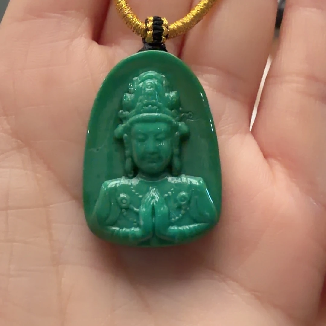 绿松石未镶嵌颈饰