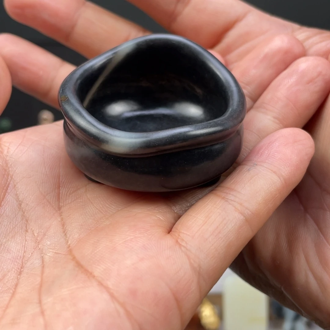 和田玉未镶嵌摆件吃****