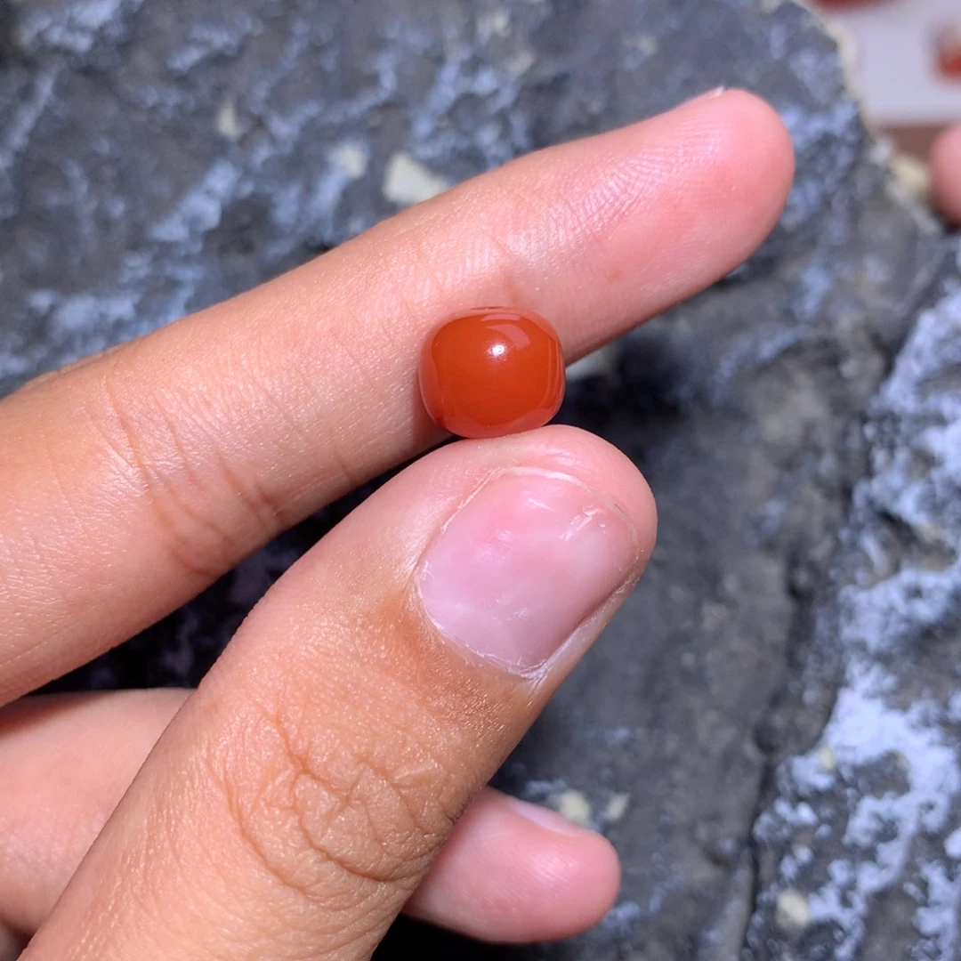豆***家未镶嵌老型9×7.8南红玛瑙微微纹