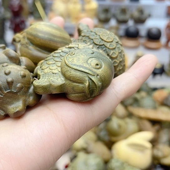 维腊木（绿檀）@**皮桃，鳄鱼，金钱龟，鱼