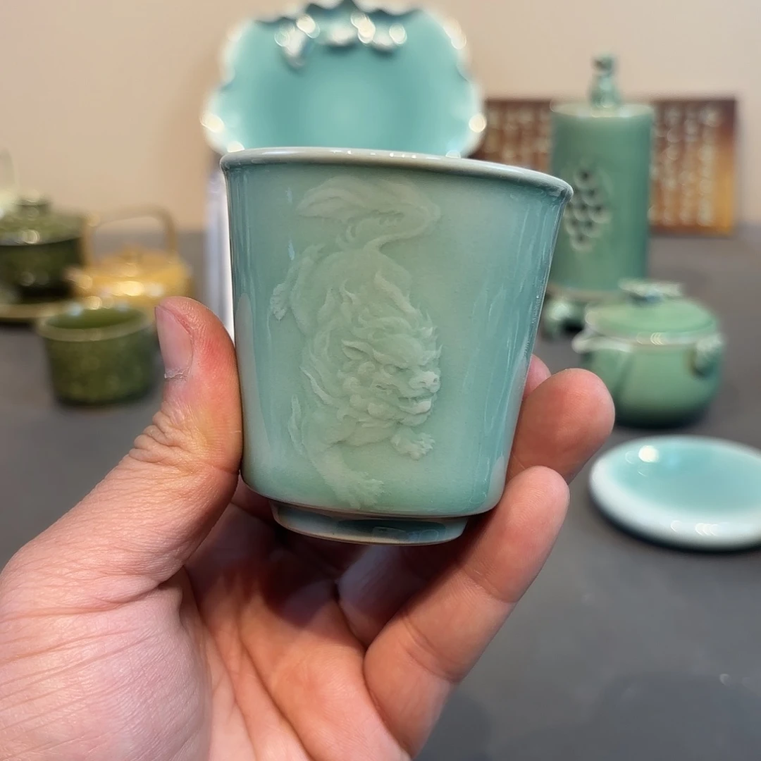 瓷片龙泉青瓷福利青瓷