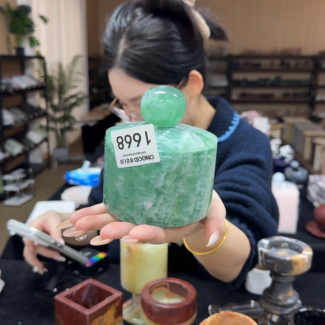 1668绿水晶储物罐福利
