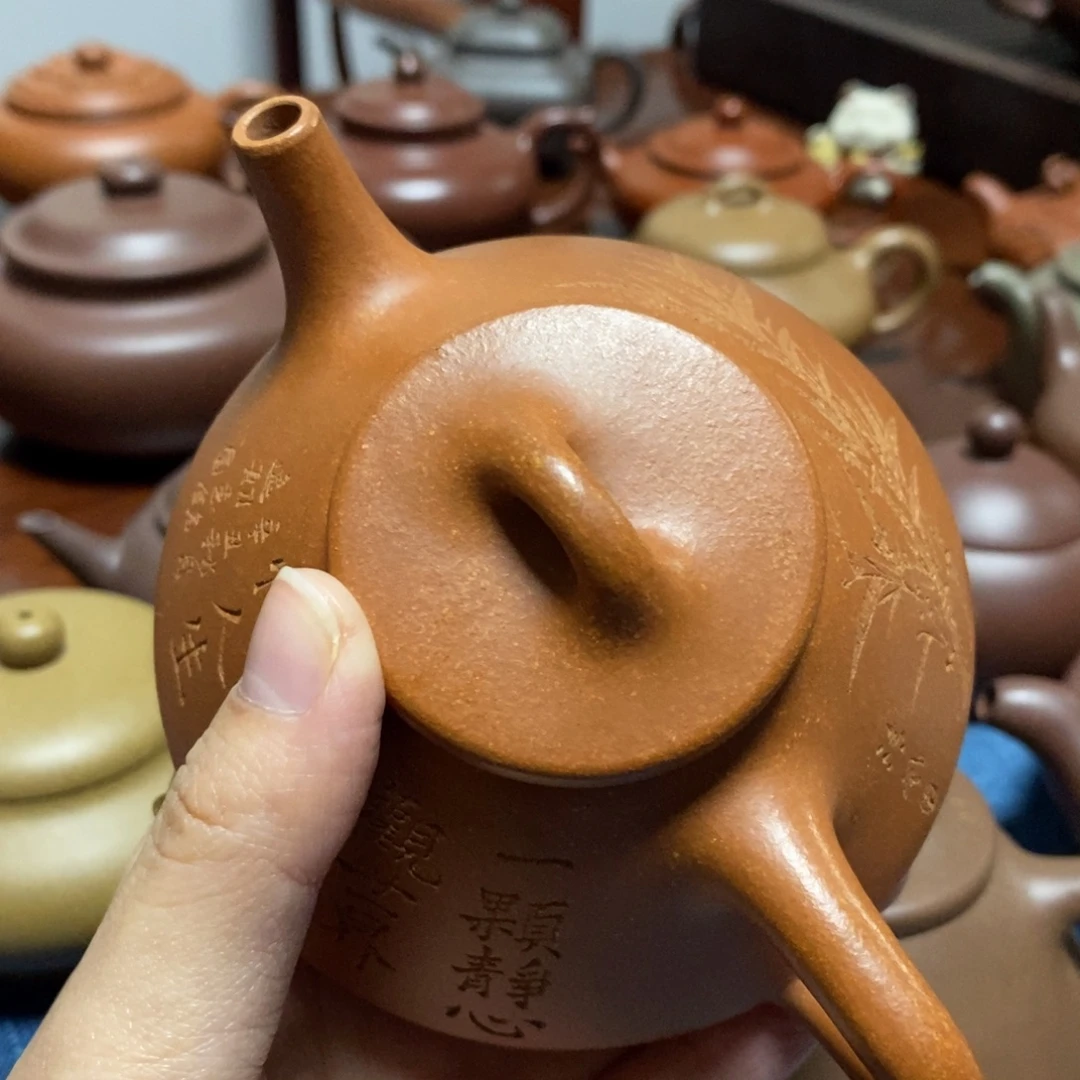 吉***祥茶壶紫砂188cc.