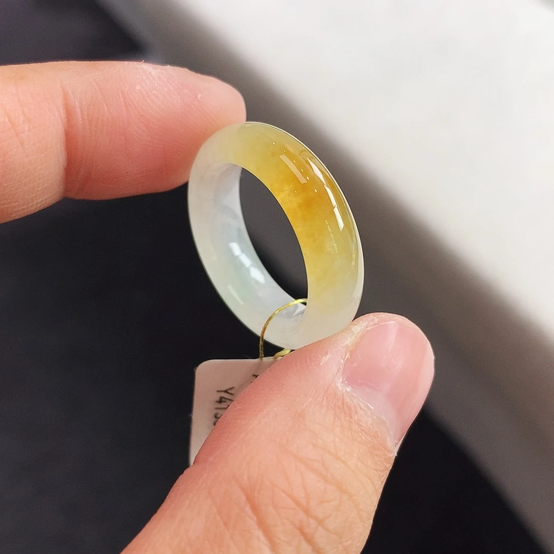 翡翠未镶嵌戒指16号