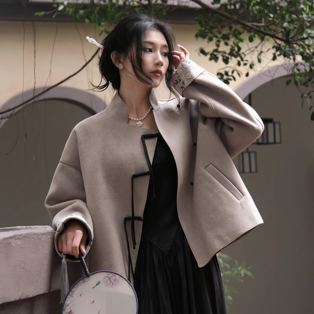 新中式盘扣气质短款反季立领高级双面外套