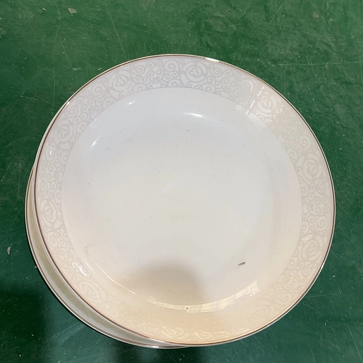 搪瓷瑕疵8寸深盘4个浅盘1个